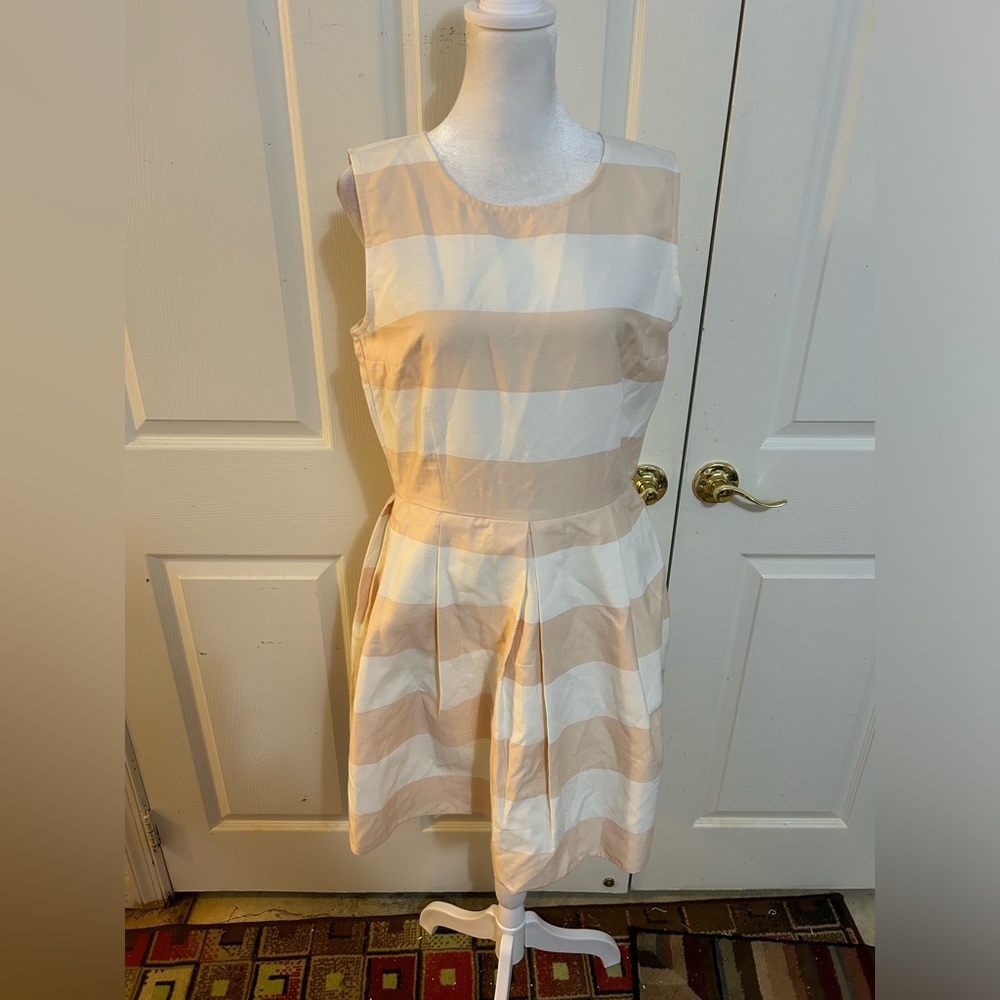 NWT Gap fit and flare mini dress with pale pink and white stripes. Size 6